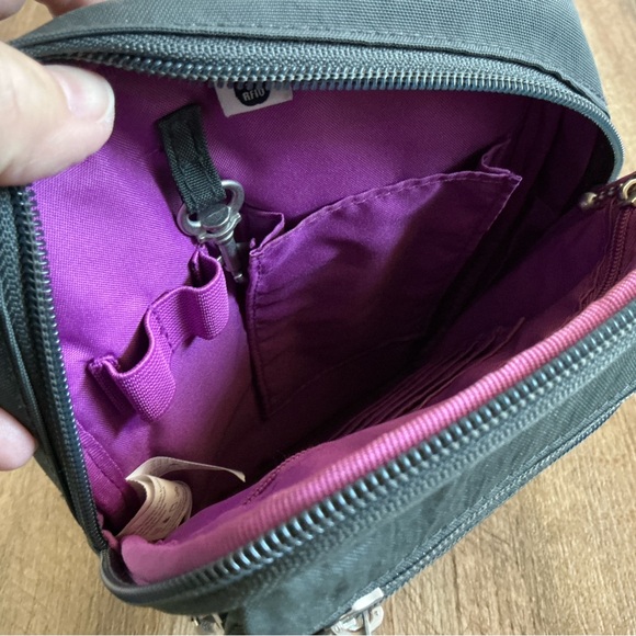 Baggallini Crossbody Purse Bag RFID Journey Sand Small Dark Gray Silver Travel - Picture 7 of 15